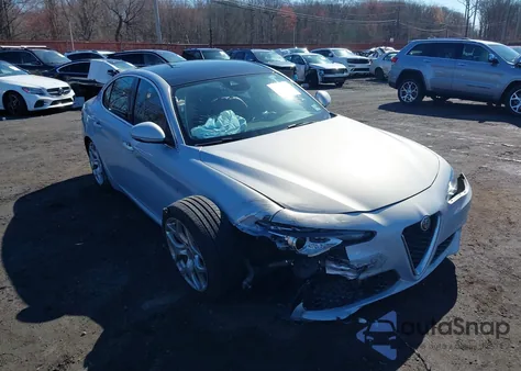 2021 Alfa Romeo Giulia Ti Rwd z USA, uszkodzony, nr VIN ZARFAMBNXM7644440